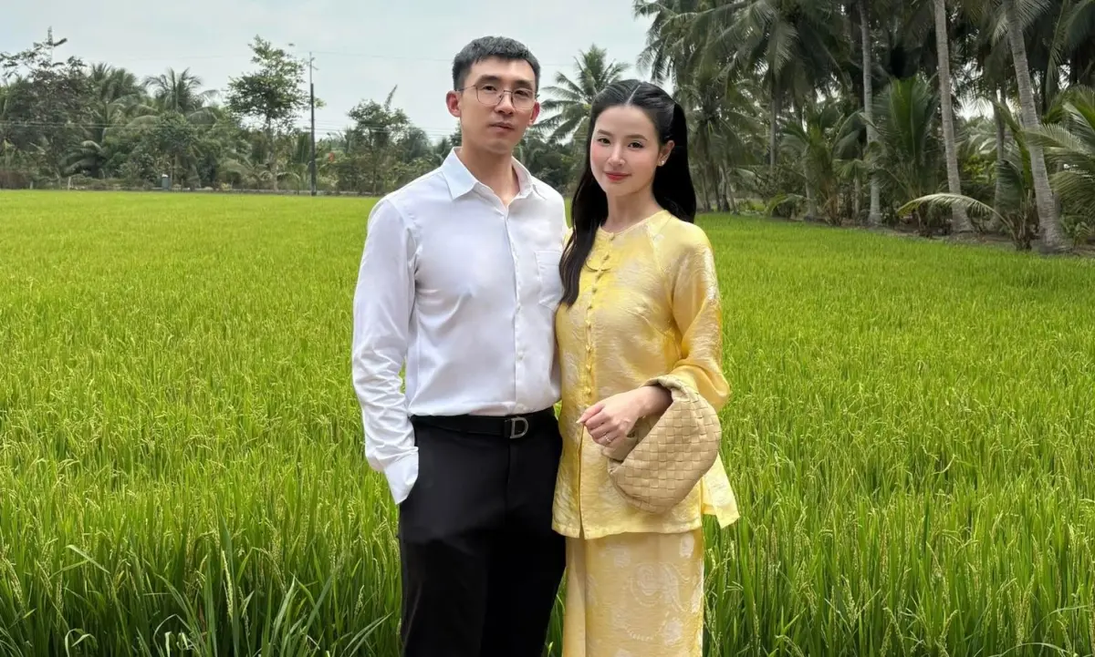 Midu diện loạt áo bà ba đón Tết