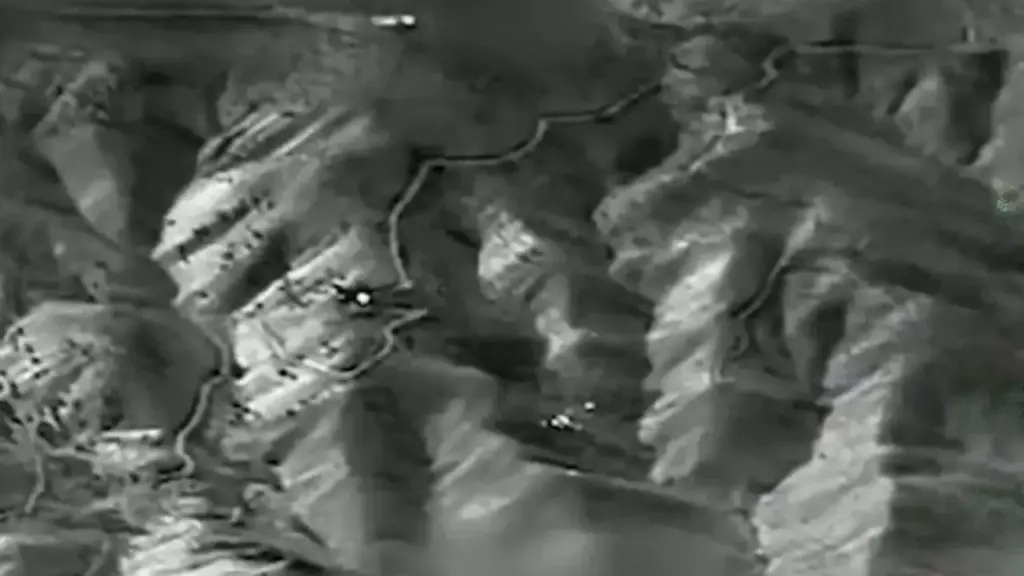 Khoảnh khắc F-35 Israel bắn rơi chiến đấu cơ Iran